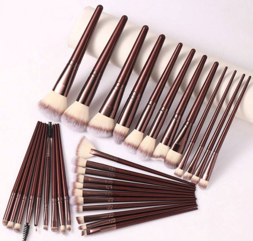 Set de brochas - 30 piezas de brochas de maquillaje, cerdas premium para difuminar y aplicar.