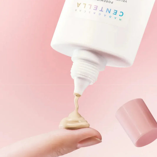 SKIN1004 Madagascar Centella Poremizing Velvet Finish Sunscreen-Protector solar