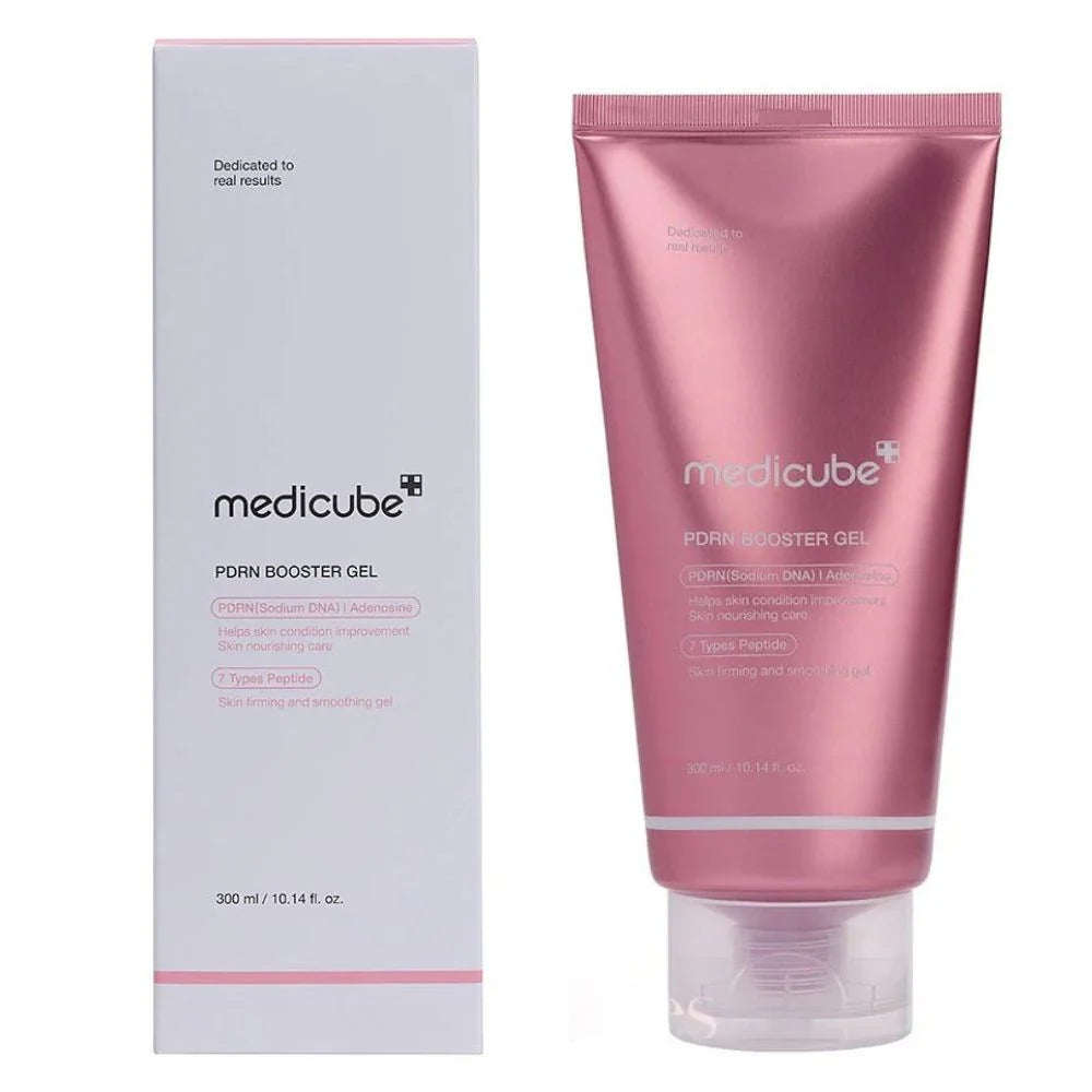 medicube - AGE-R PDRN Booster Gel - Este gel de refuerzo está formulado con un PDRN de salmón que da un efecto calmante y lifting.
El gel hidratante cuida la piel y hace que la piel exterior brille.
Siete tipos de péptidos ayudan a que la piel sea sana