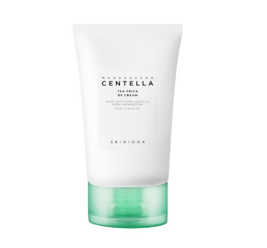 SKIN1004 Madagascar Centella Tea-  formulada con un 5 % de pantenol, árbol de té y exosoma de cica para calmar la piel con problemas, fortalecer la barrera cutánea y proporcionar una hidratación ligera.