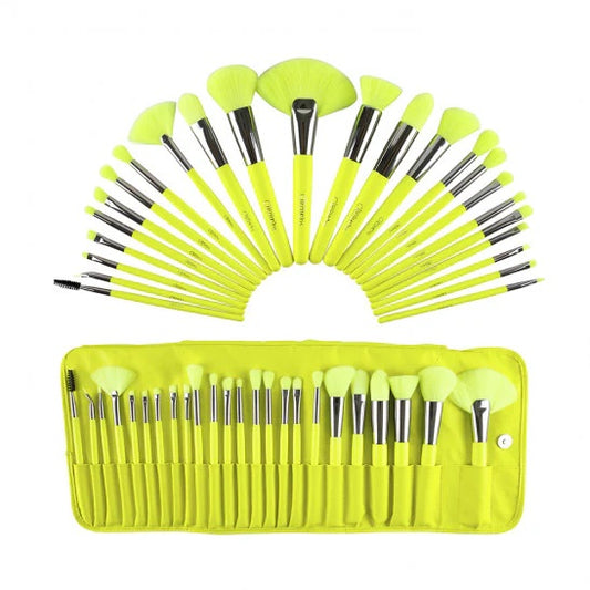 Brochas set de 24 piezas con estuché beauty Creation- color amarillo