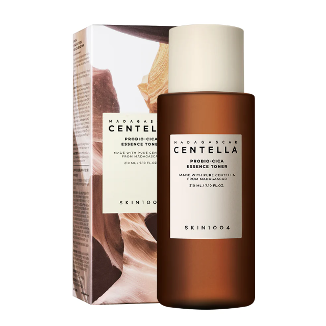 SKIN1004 Probio-CICA Essence Tonico Contiene centella asiática madagasquina fermentada, especialmente formulado Probio-cica y TECA para proporcionar efectos calmantes maximizados.