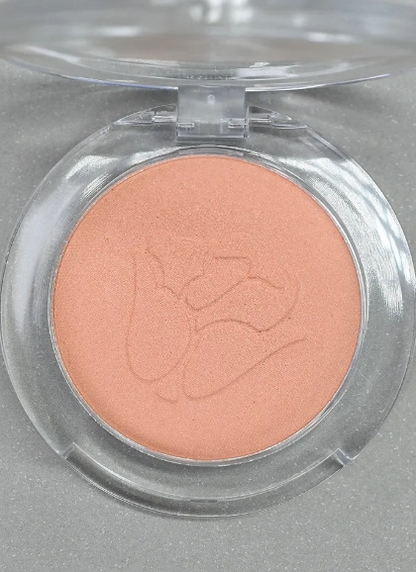 Rubor Individual- Dolce bella, Su textura suave se difumina fácilmente para dar un rosa rosa delicado y luminoso